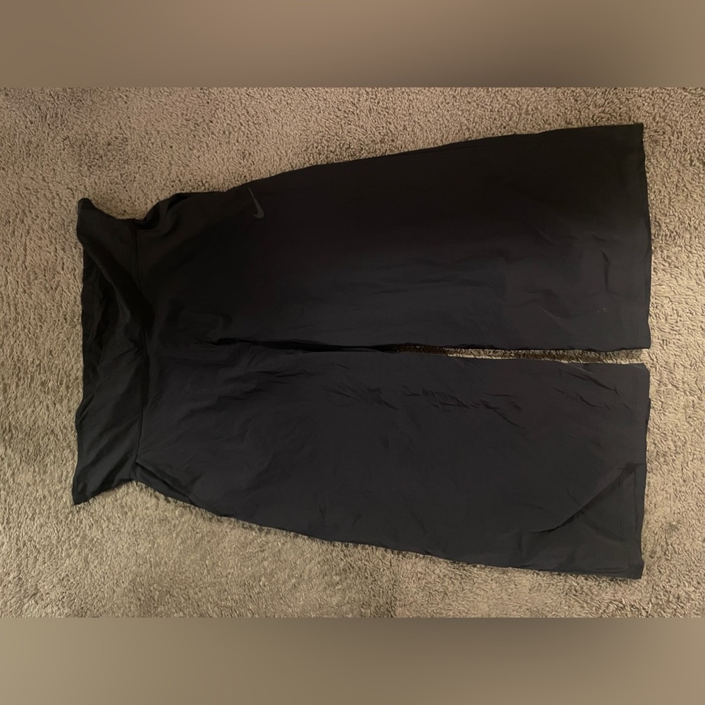 Wide leg above ankle pants
